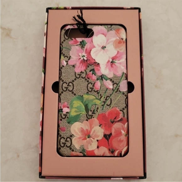 New In Box Gucci Phone Floral Print Monogram Case - Picture 2 of 5